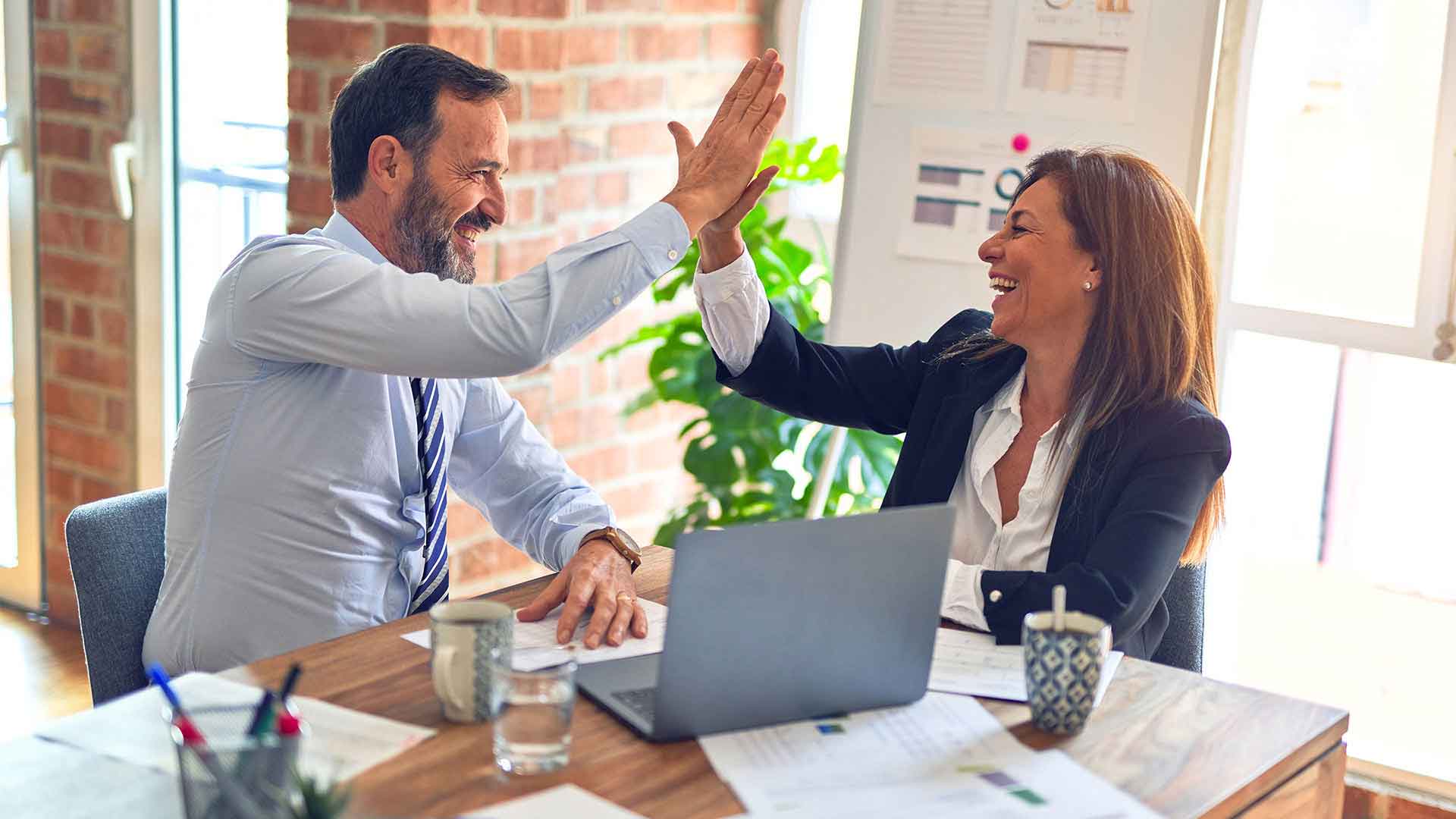 Diskusi strategi digital untuk bisnis